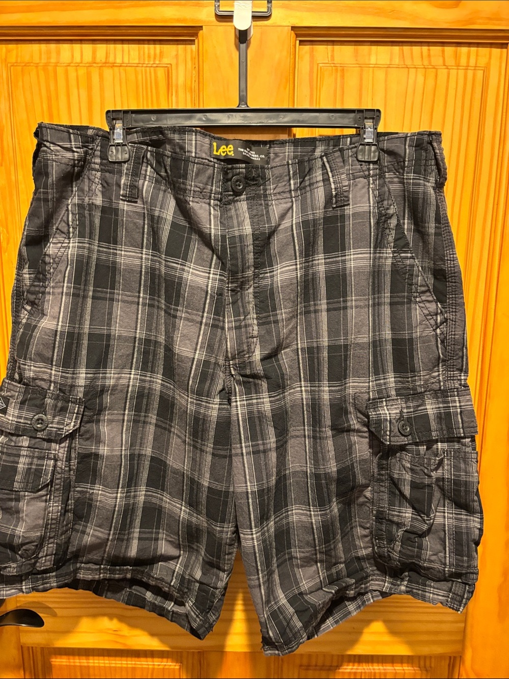 Lee Black and Gray Plaid Cargo Shorts